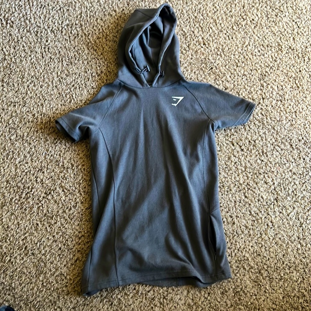 Gym shark short sleeve hoodie